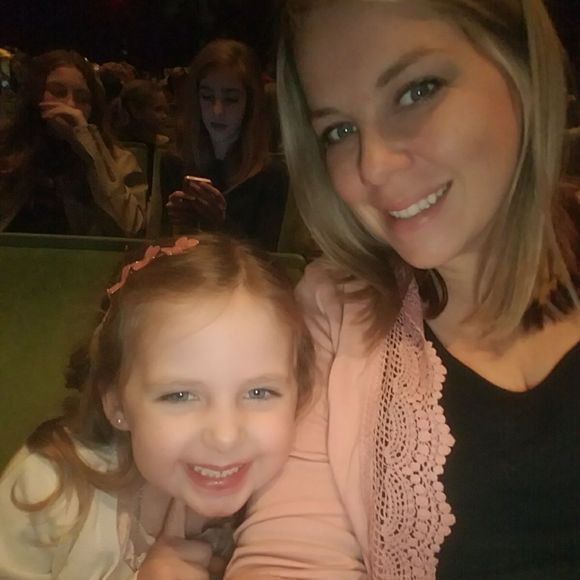 Meet your Posher, Kelly - Picture 1 of 1